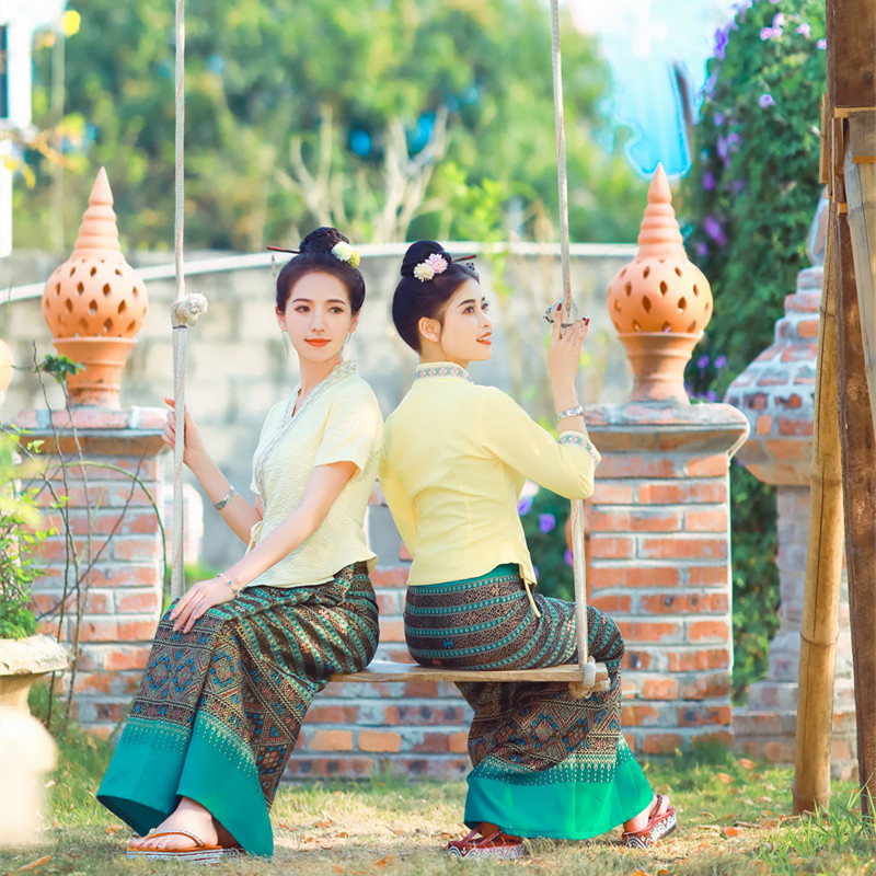 Thai Silk Blouse - Roupas tai tailandesas amarelas claras para